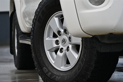 2009 Toyota Hilux - Thumbnail