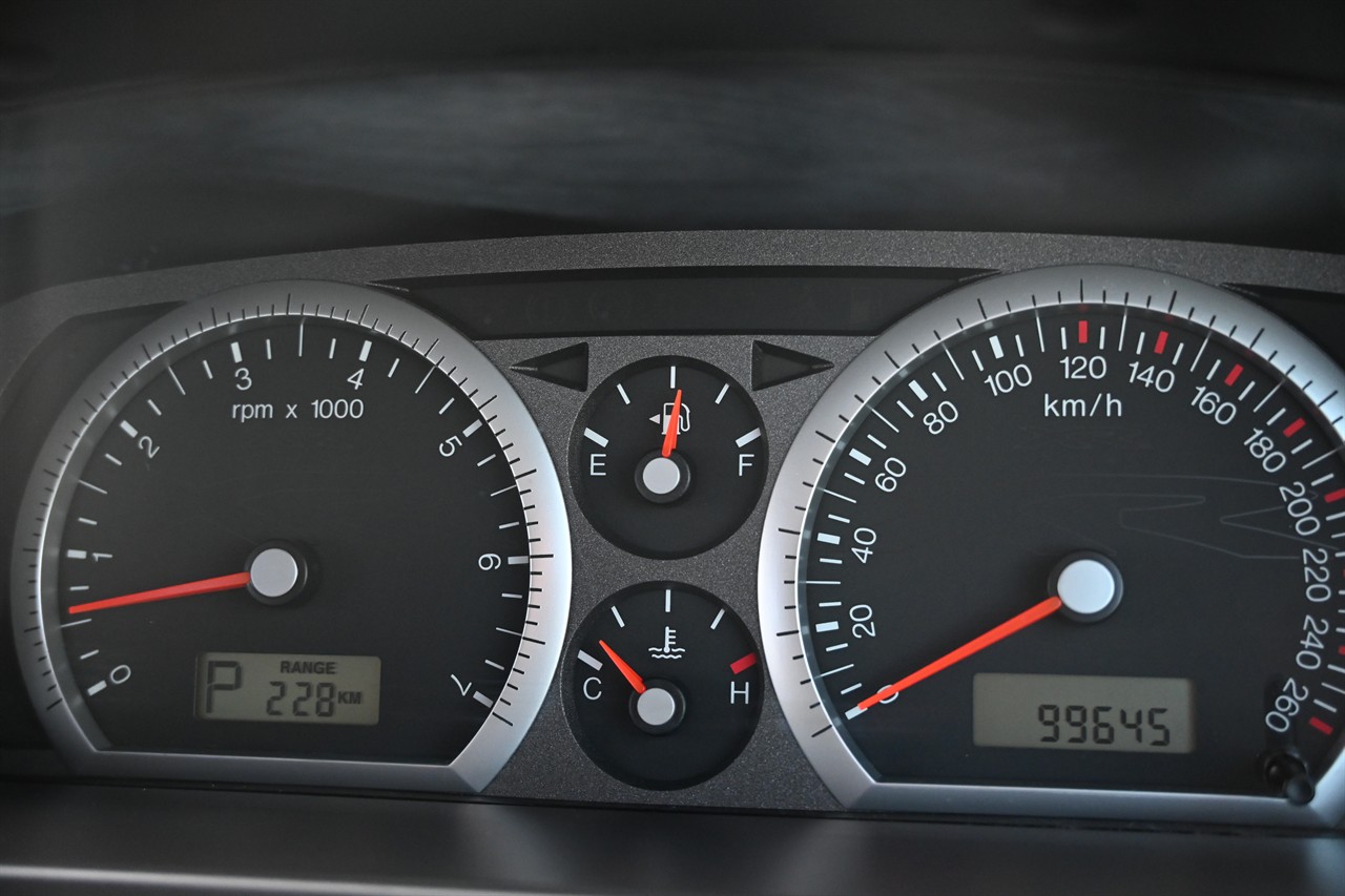2004 Ford Falcon