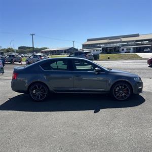 2015 Skoda Octavia - Thumbnail