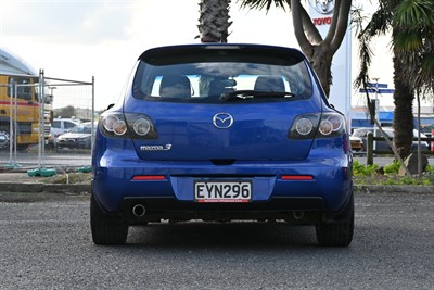 2009 Mazda Mazda3 - Thumbnail