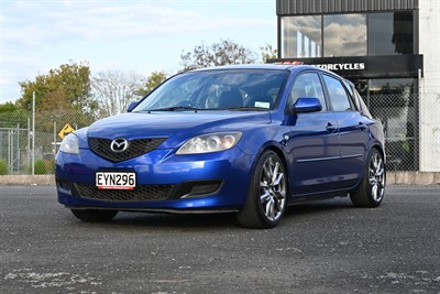 2009 Mazda Mazda3 - Thumbnail
