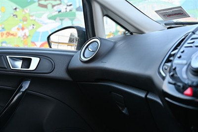 2017 Ford Fiesta - Thumbnail