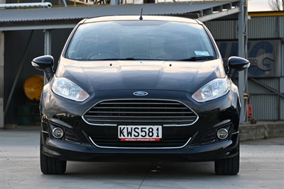 2017 Ford Fiesta - Thumbnail