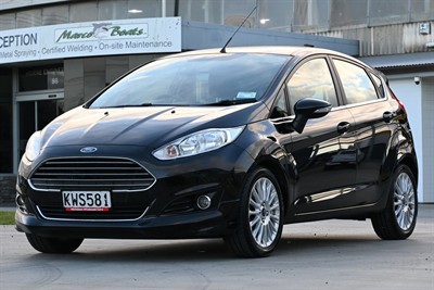 2017 Ford Fiesta - Thumbnail