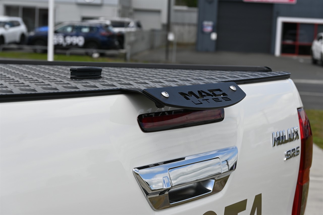 2016 Toyota Hilux
