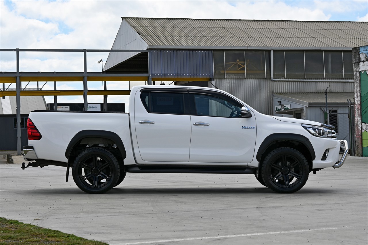 2016 Toyota Hilux