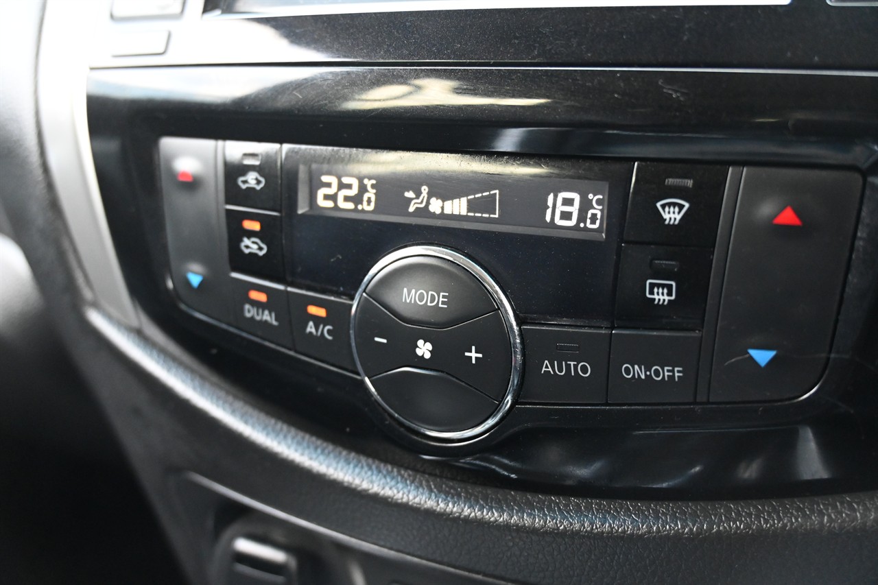 2015 Nissan Navara