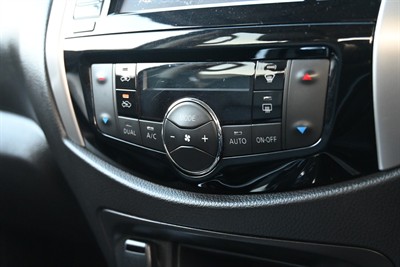 2016 Nissan Navara - Thumbnail