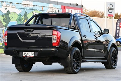2016 Nissan Navara - Thumbnail