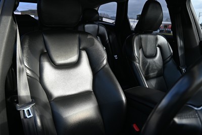 2020 Volvo Xc60 - Thumbnail