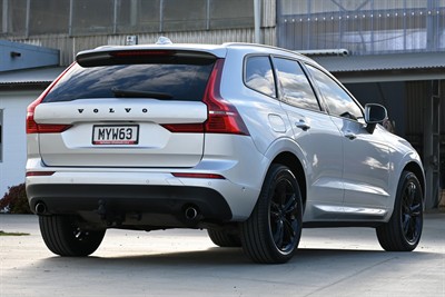 2020 Volvo Xc60 - Thumbnail