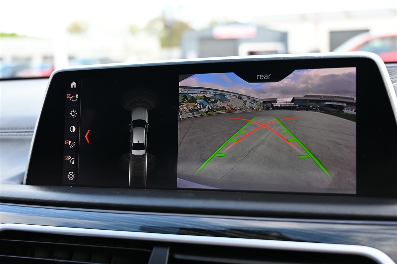 2018 BMW 740D