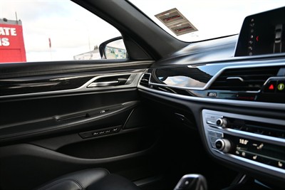 2018 BMW 740D - Thumbnail