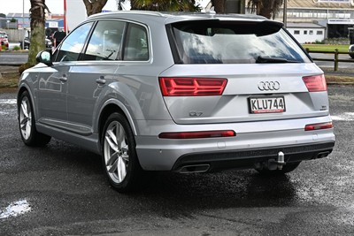 2017 Audi Q7 - Thumbnail