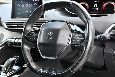 2018 Peugeot 3008 - Thumbnail