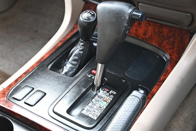 1998 Toyota Landcruiser - Thumbnail