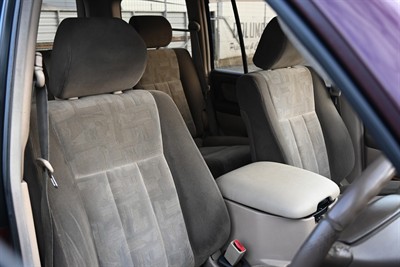 1998 Toyota Landcruiser - Thumbnail