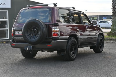 1998 Toyota Landcruiser - Thumbnail