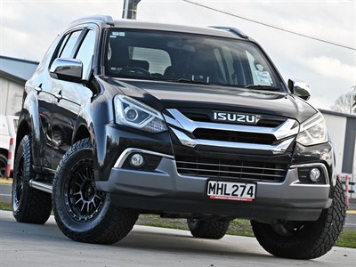 2019 Isuzu Mu-X - Thumbnail
