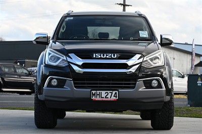 2019 Isuzu Mu-X - Thumbnail