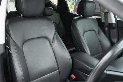 2018 Hyundai Santa Fe - Thumbnail