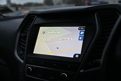 2018 Hyundai Santa Fe - Thumbnail