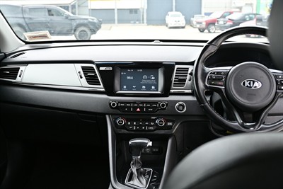 2018 Kia Niro - Thumbnail