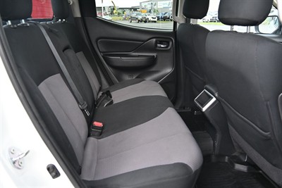 2021 Mitsubishi Triton - Thumbnail