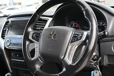 2021 Mitsubishi Triton - Thumbnail