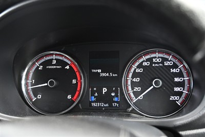 2021 Mitsubishi Triton - Thumbnail