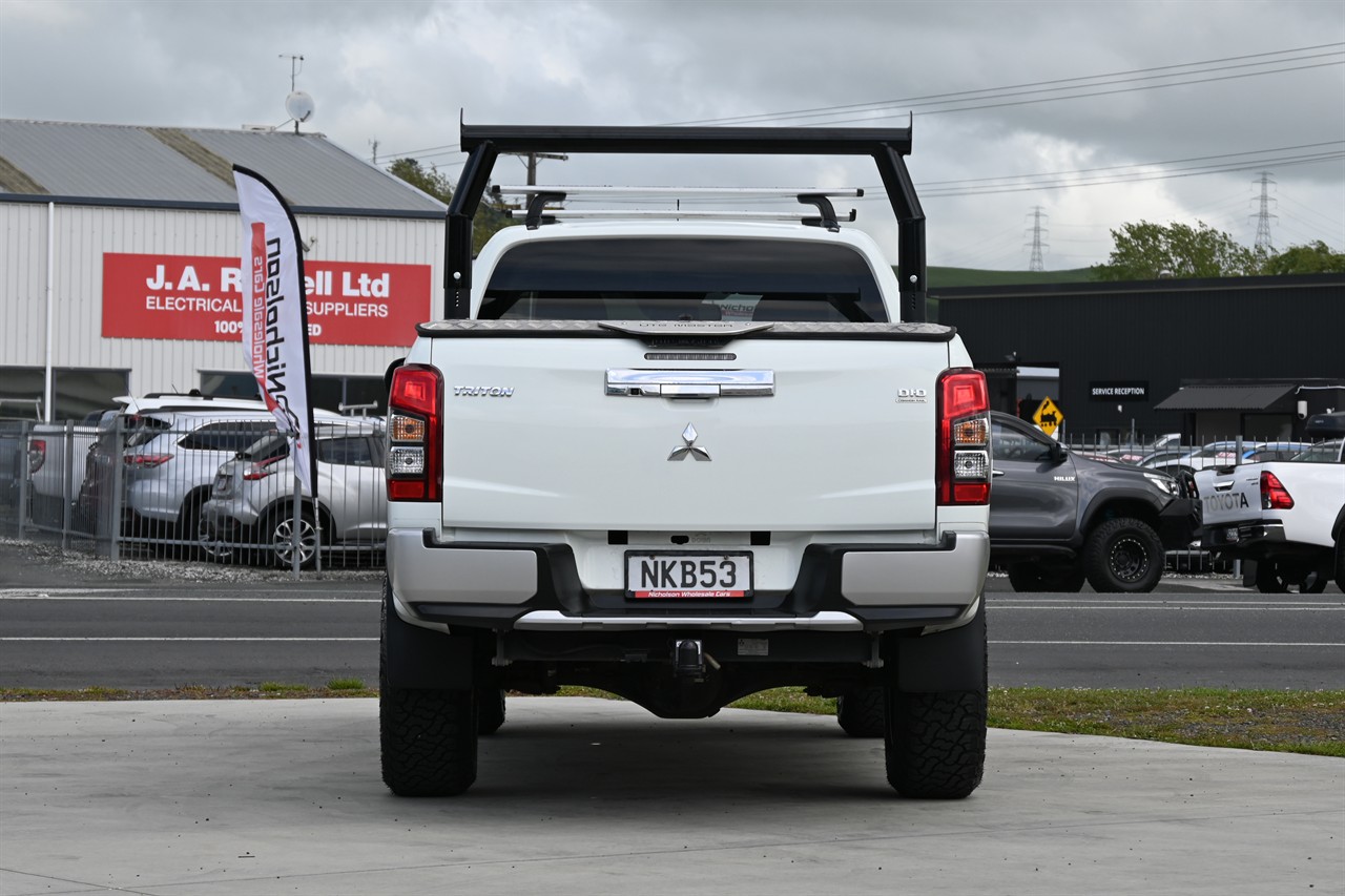 2021 Mitsubishi Triton