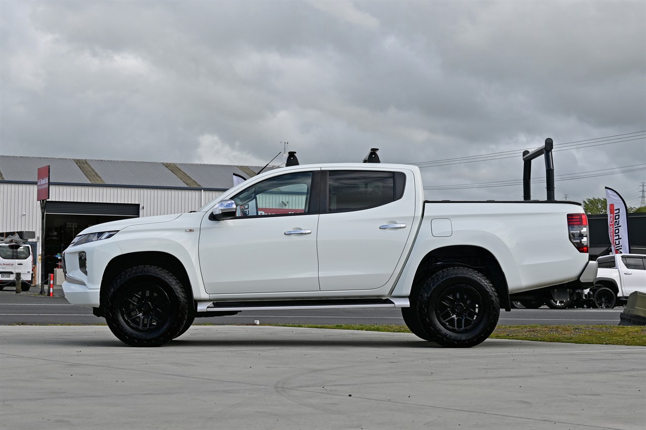 2021 Mitsubishi Triton
