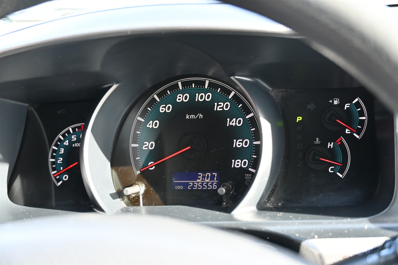 2012 Toyota Hiace