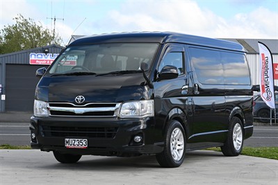 2012 Toyota Hiace - Thumbnail