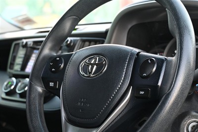 2016 Toyota Rav4 - Thumbnail