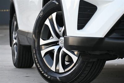 2016 Toyota Rav4 - Thumbnail