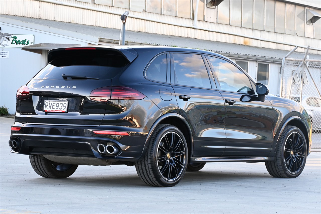 2016 Porsche Cayenne