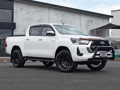 2020 Toyota Hilux - Thumbnail