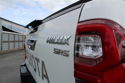 2020 Toyota Hilux - Thumbnail