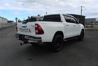 2020 Toyota Hilux - Thumbnail