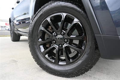 2014 Jeep Grand Cherokee - Thumbnail