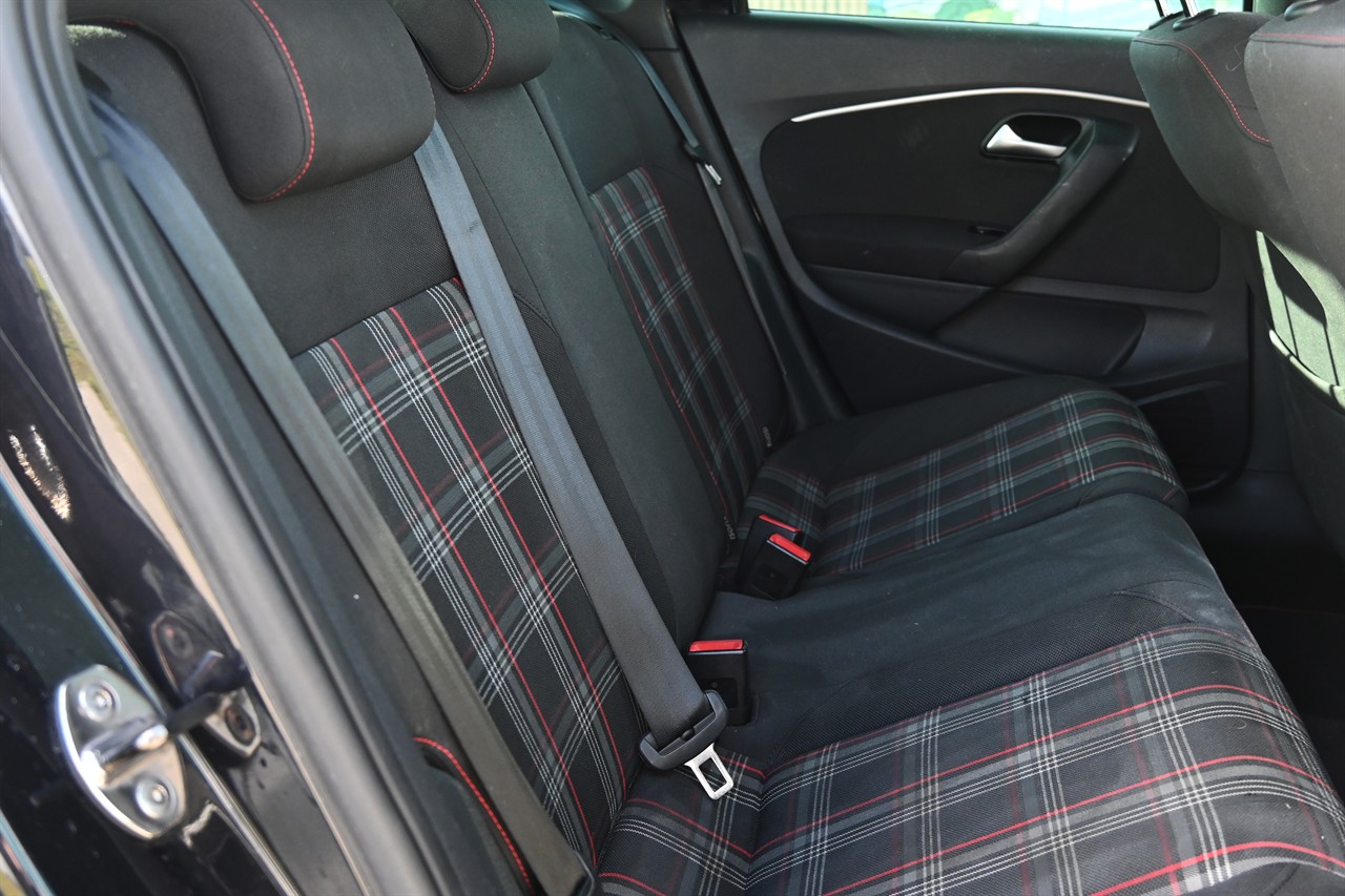 2015 Volkswagen Polo