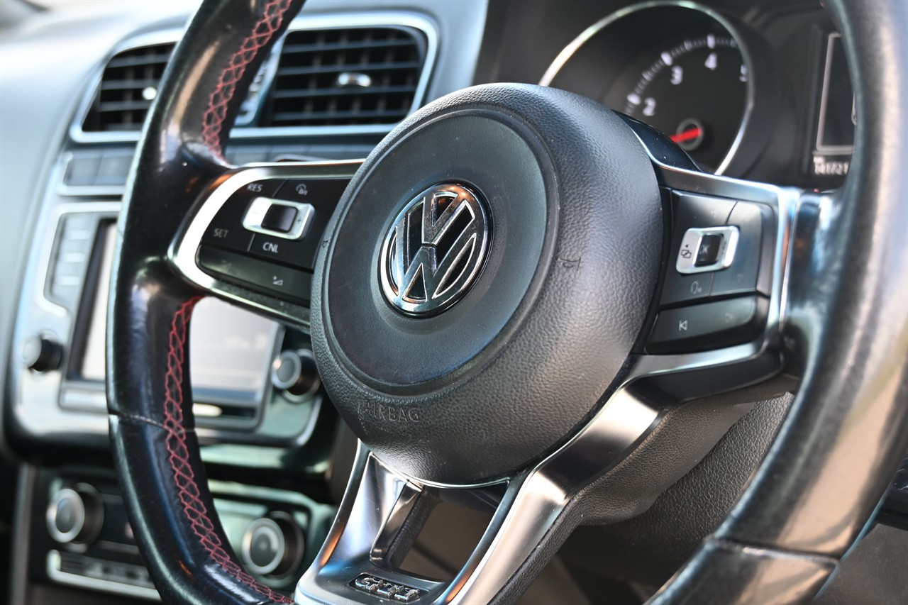2015 Volkswagen Polo