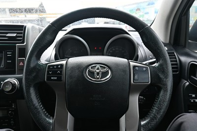 2010 Toyota Landcruiser Prado - Thumbnail