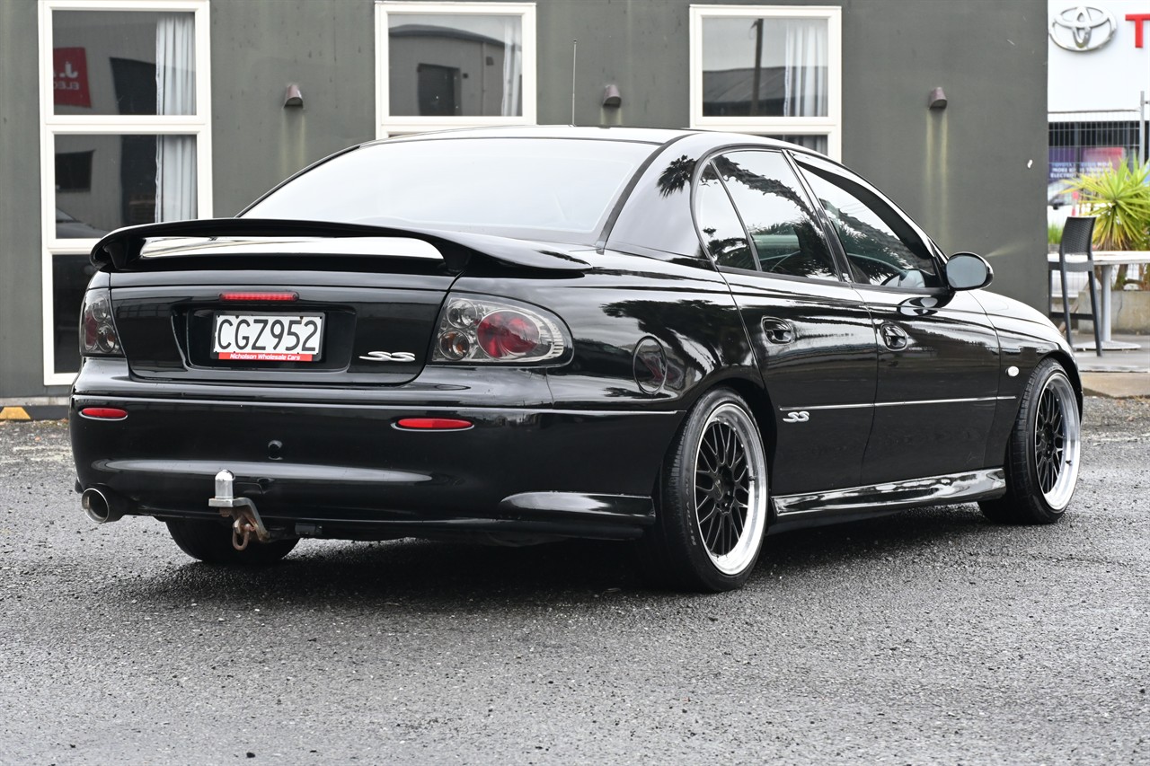 2001 Holden Commodore