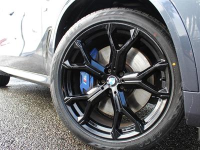 2019 BMW X5 - Thumbnail