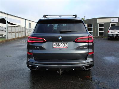 2019 BMW X5 - Thumbnail