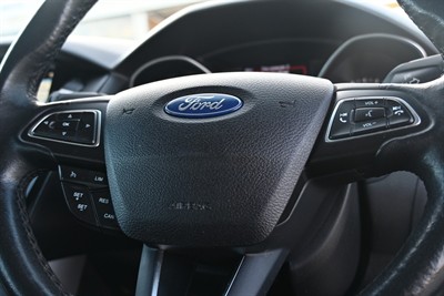 2017 Ford Focus - Thumbnail