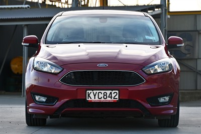 2017 Ford Focus - Thumbnail