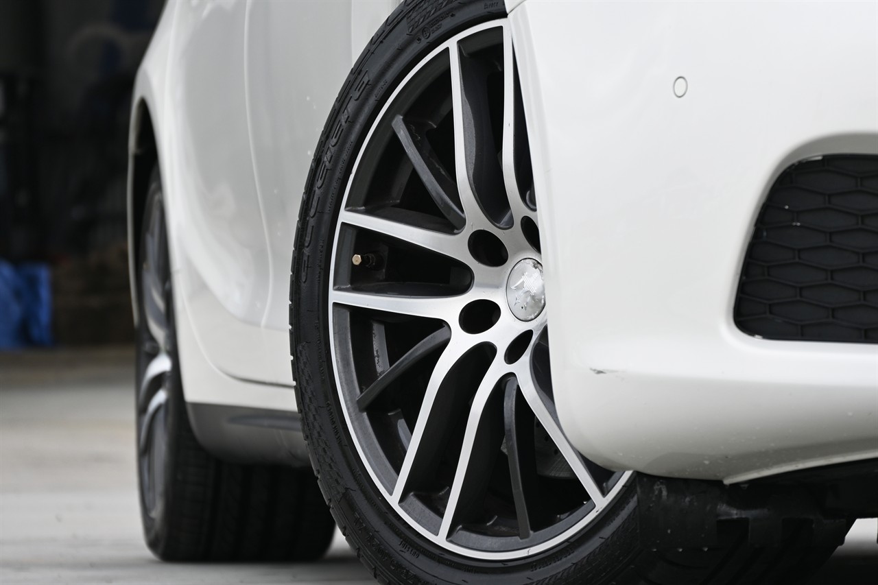 2016 Maserati Ghibli
